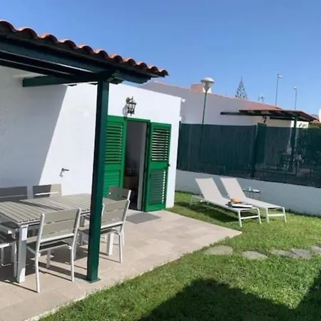Renovated 2 Bedroom Bungalow In Playa Del Ingles *