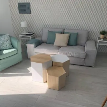 Renovated 2 Bedroom Bungalow In Playa Del Ingles *