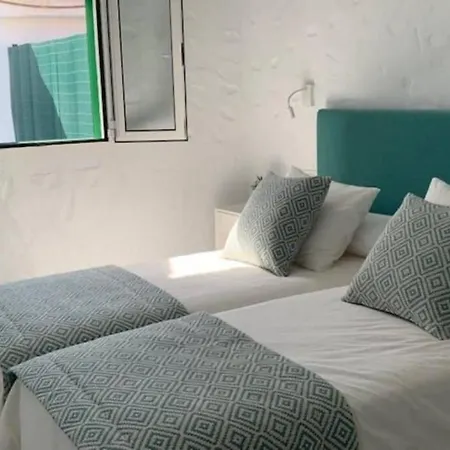 Renovated 2 Bedroom Bungalow In Playa Del Ingles Maspalomas (Gran Canaria)